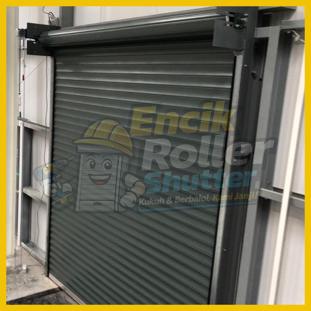 Roller shutter aluminium dipasang di kedai komersial Kuala Lumpur